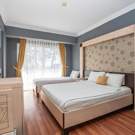 Otel Aperion Side 3*